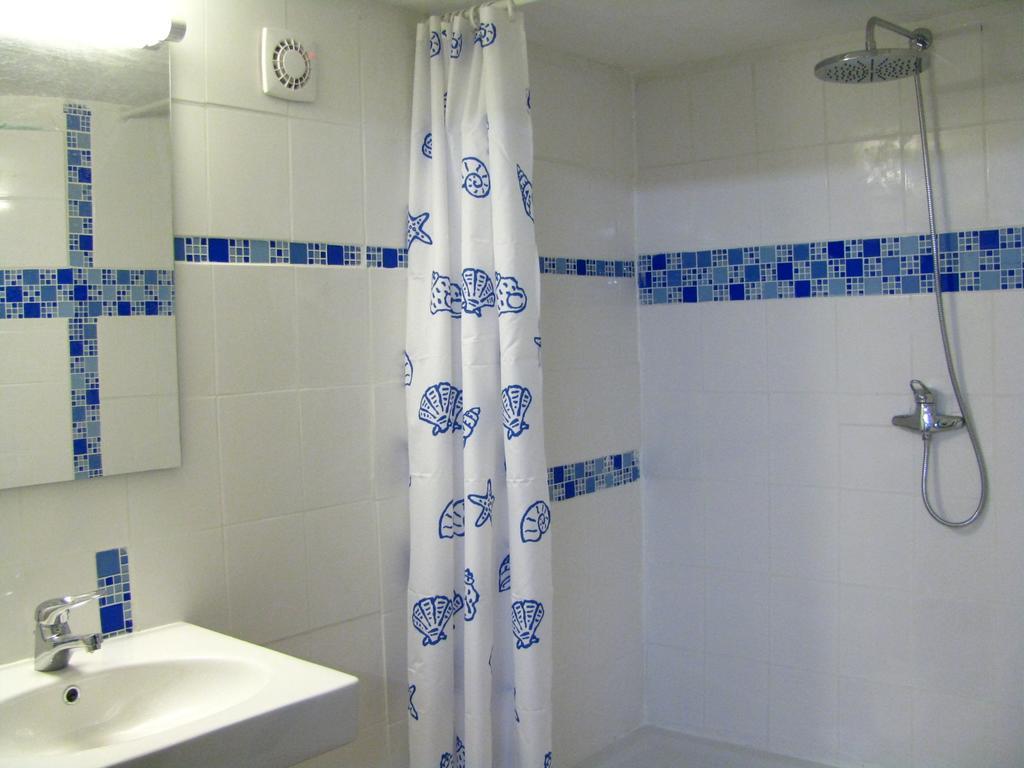 Domaine Bellevie Bnb Vex 객실 사진